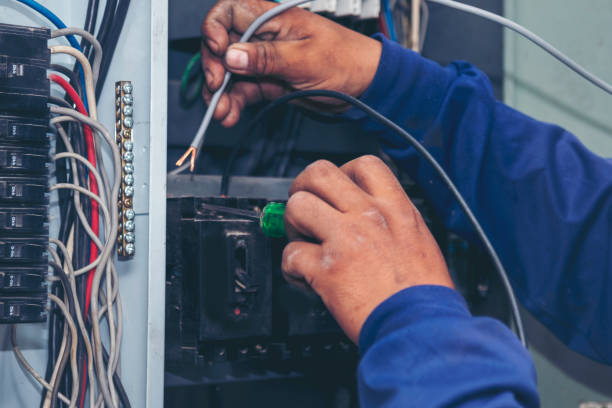 Best Affordable Emergency Electrician  in Great Bend, KS